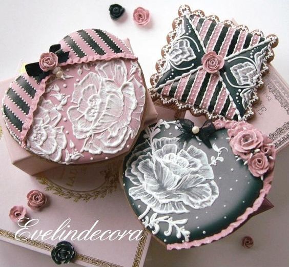 LOVE COOKIES
