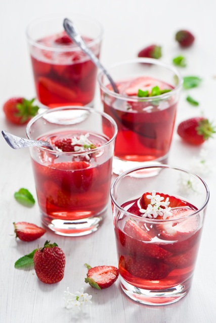 Strawberry-sirup-with-mint2